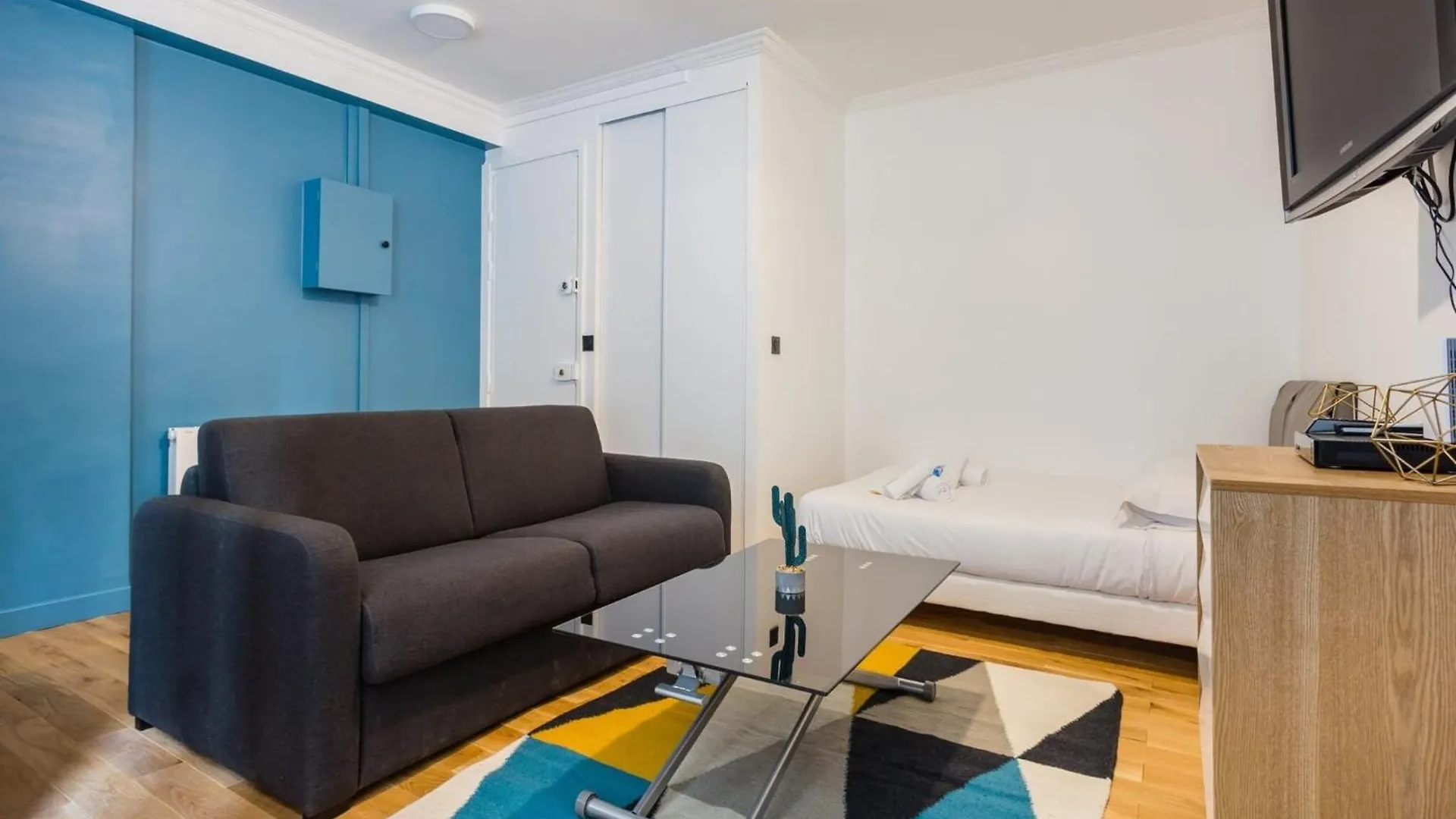 Cozy Studio In The Heart Of Paryż Francja